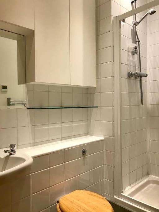 Quiet Kensington Flat Ideal For Central London Eksteriør bilde